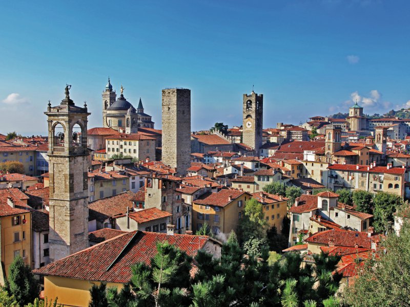 Blick über Bergamo leoks-shutterstock.com/2013