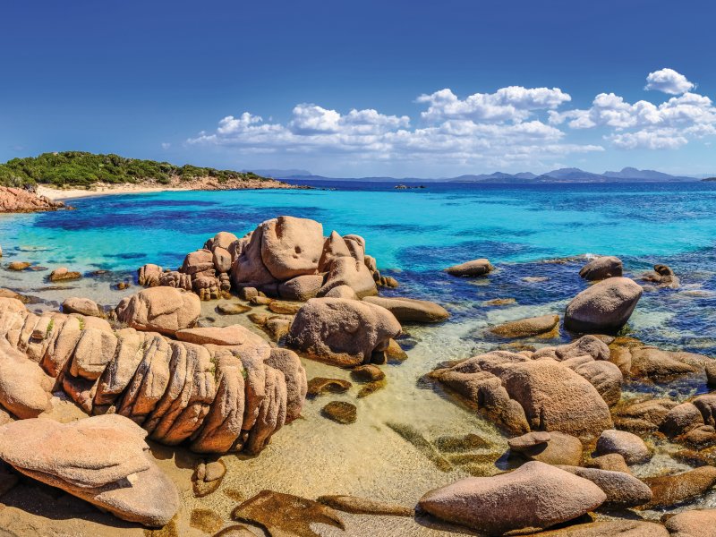 Costa Smeralda Martin M303 - stock.adobe.com