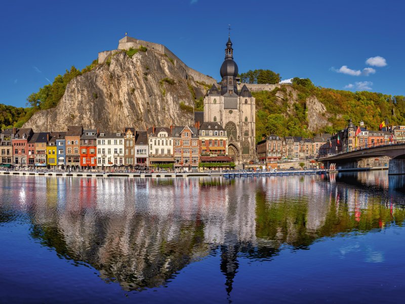 Blick auf Dinant Didier Laurent  - stock.adobe.com