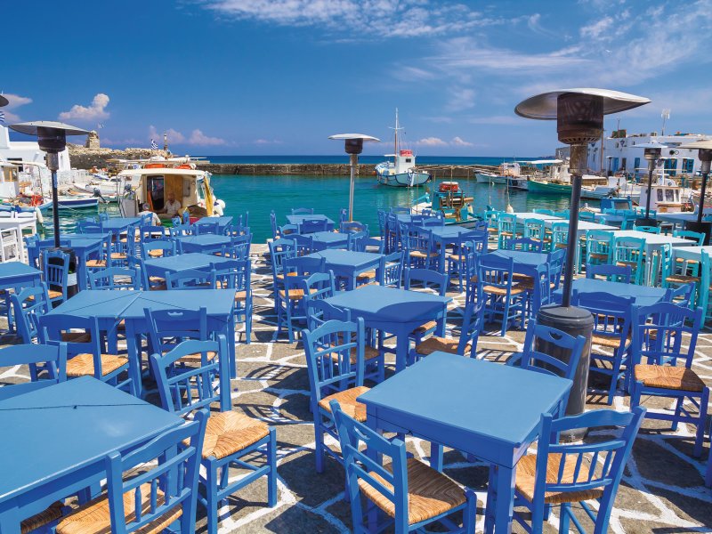 Restaurant im Hafen von Naoussa jsk12-fotolia.com
